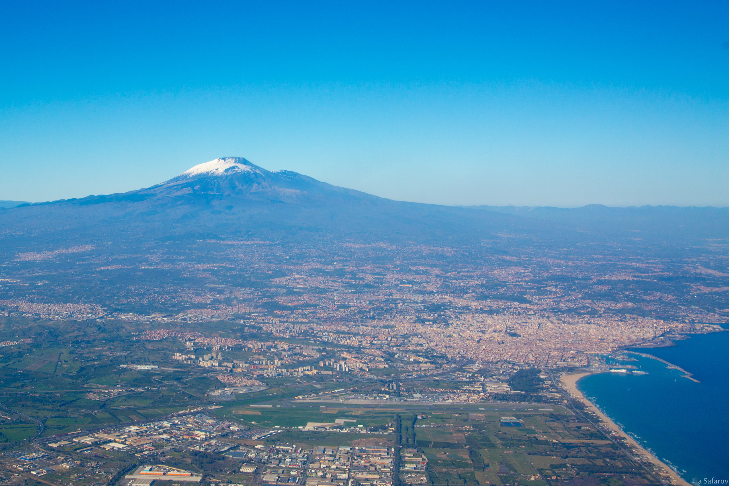 Салон этна. Этна Сицилия. Вулкан Этна. Etna Sicily. Вид с Этны.